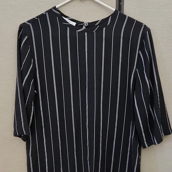 Equipment Femme Aubrey Dress Size Medium - Picture 5 of 17